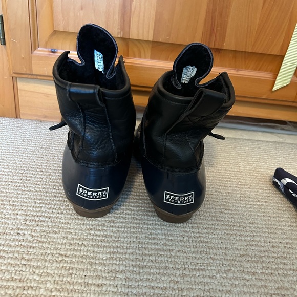 Sperry duck boots with leather upper-like new. - Picture 3 of 5